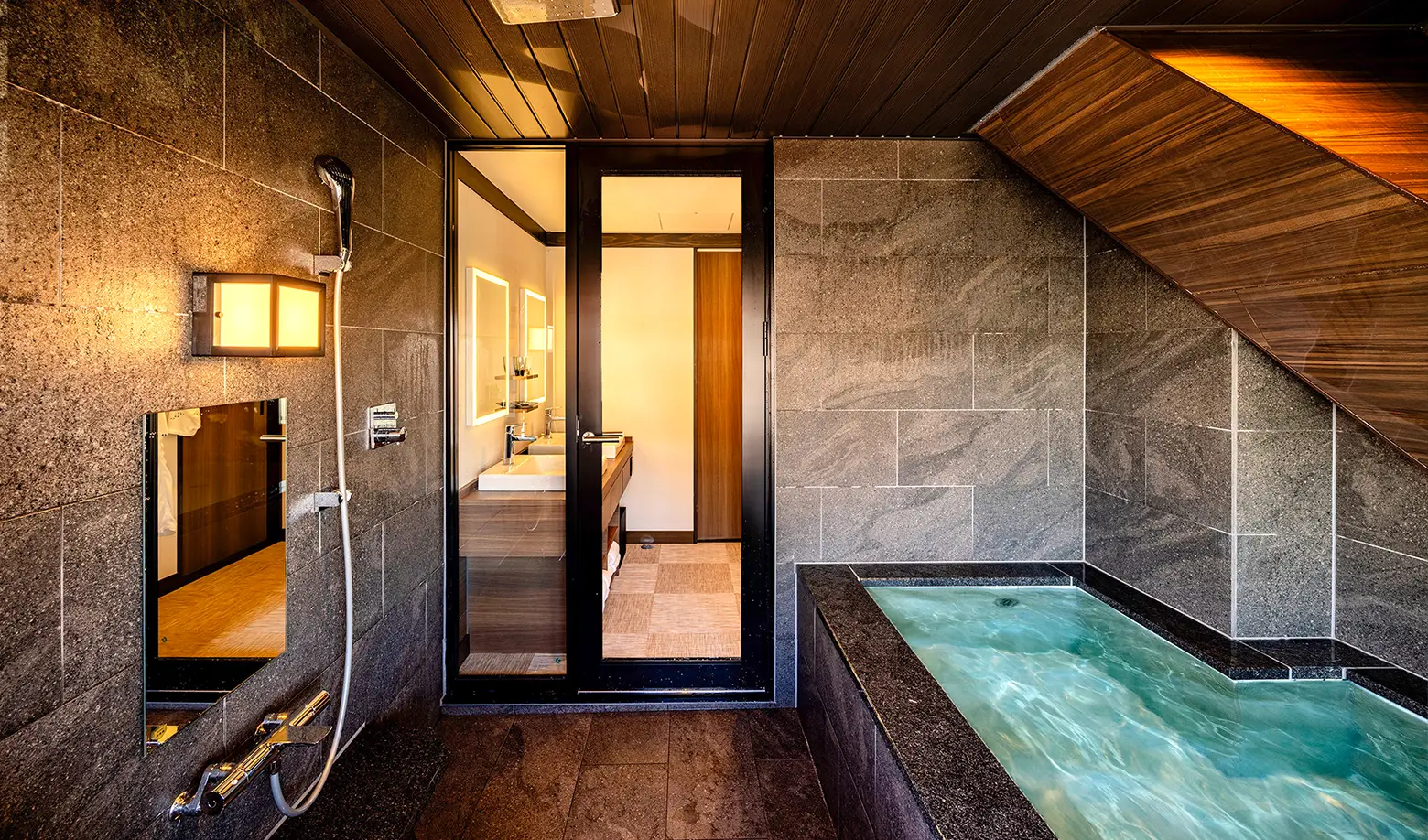 半露天風呂画像 イメージ